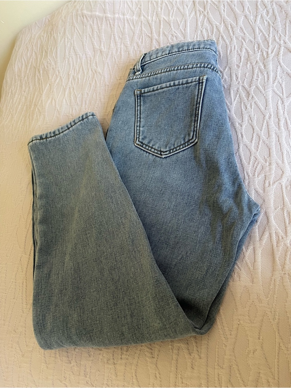 Light Blue Women's Denim Jeans - Classic Fit